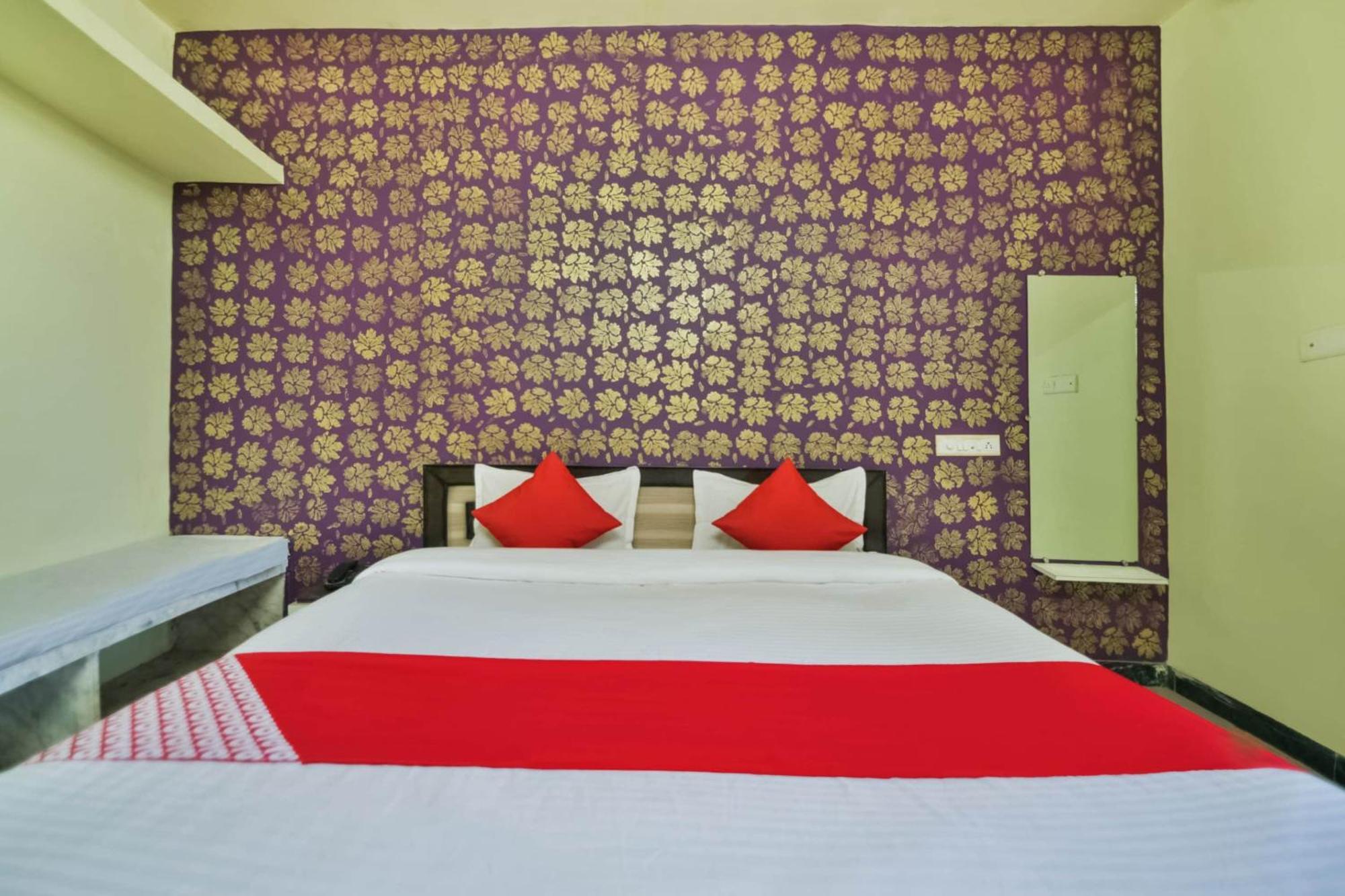 Lakāwās Hotel O Kalika Resort מראה חיצוני תמונה