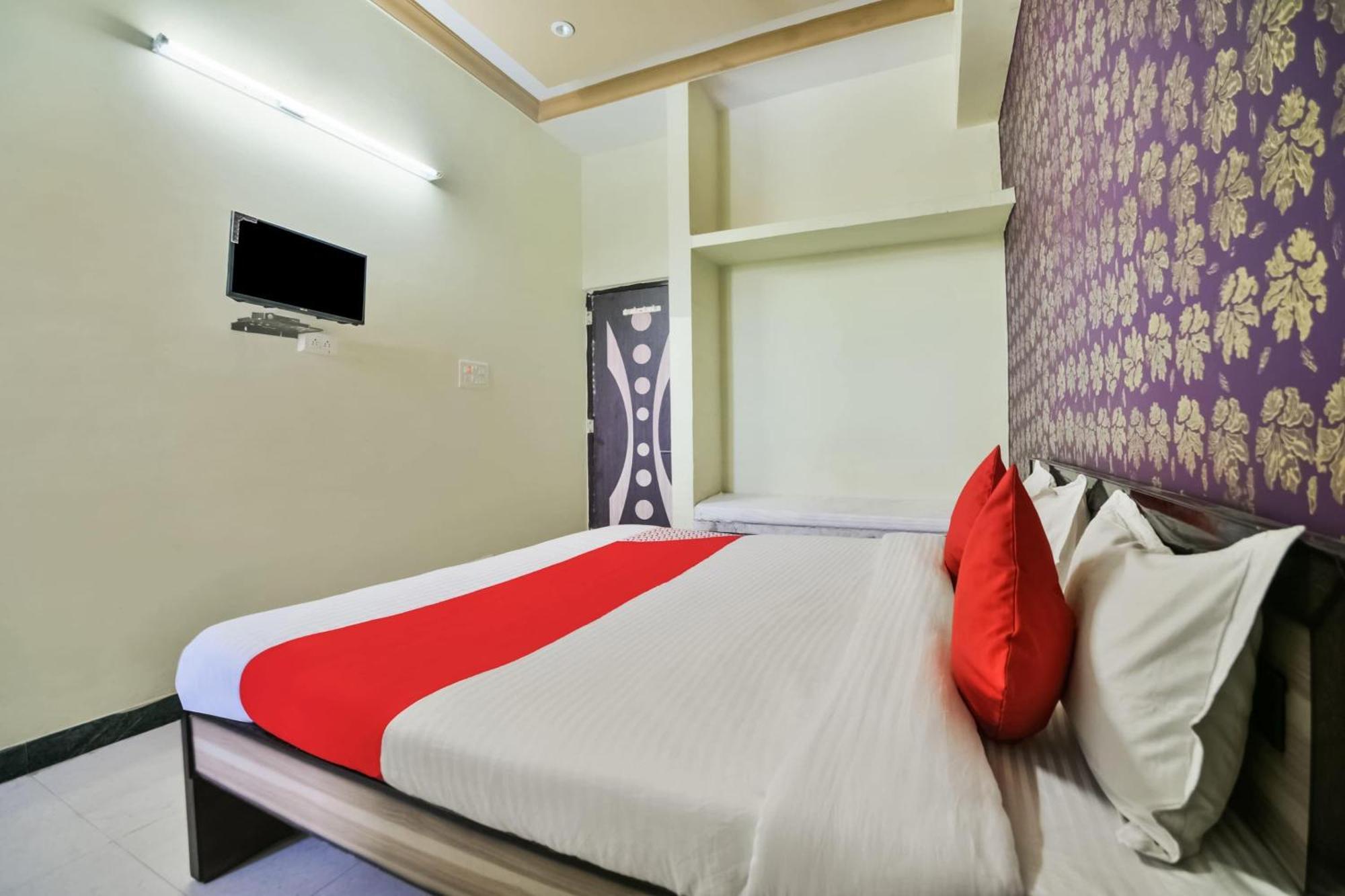 Lakāwās Hotel O Kalika Resort מראה חיצוני תמונה